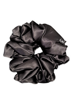 XXL Satijn Scrunchie Zwart