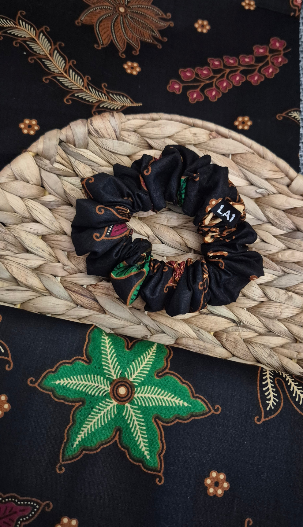 Batik Scrunchie Stella Tani