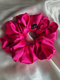 XXL Satijn Scrunchie Magenta