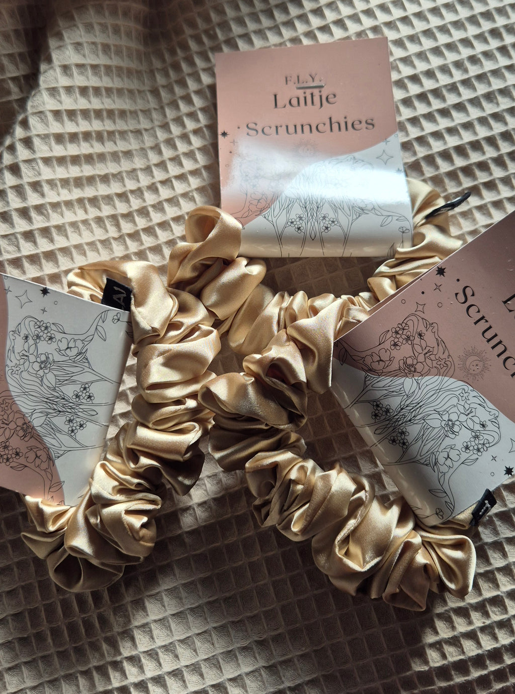 Mini Scrunchie Licht Goud